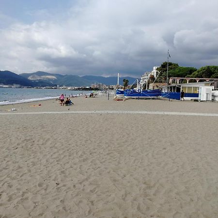 Appartement Music & Beach à Savone Extérieur photo
